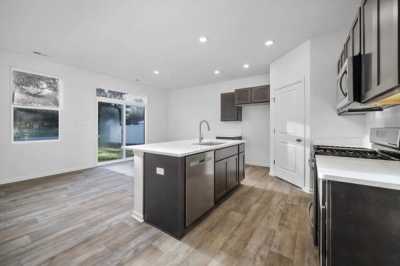 Home For Sale in Wonder Lake, Illinois