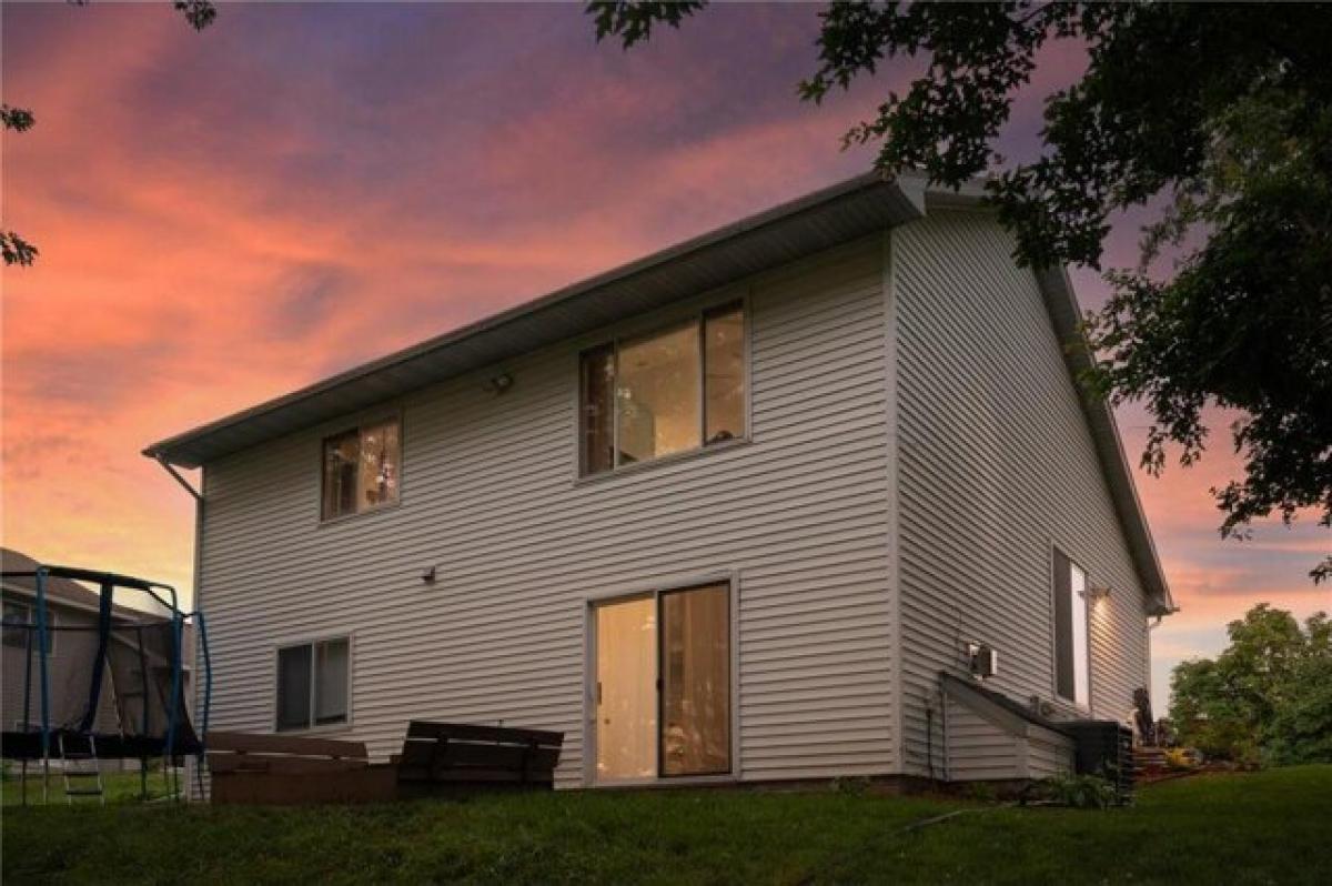 Picture of Home For Sale in Waconia, Minnesota, United States