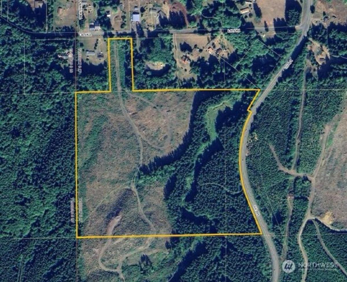 Picture of Residential Land For Sale in Cosmopolis, Washington, United States