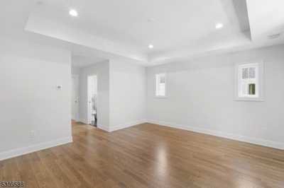 Home For Rent in Chatham, New Jersey