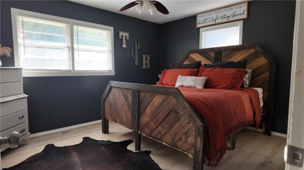 Picture of Home For Sale in Anderson, South Carolina, United States