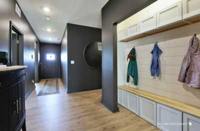 Home For Sale in Wonder Lake, Illinois