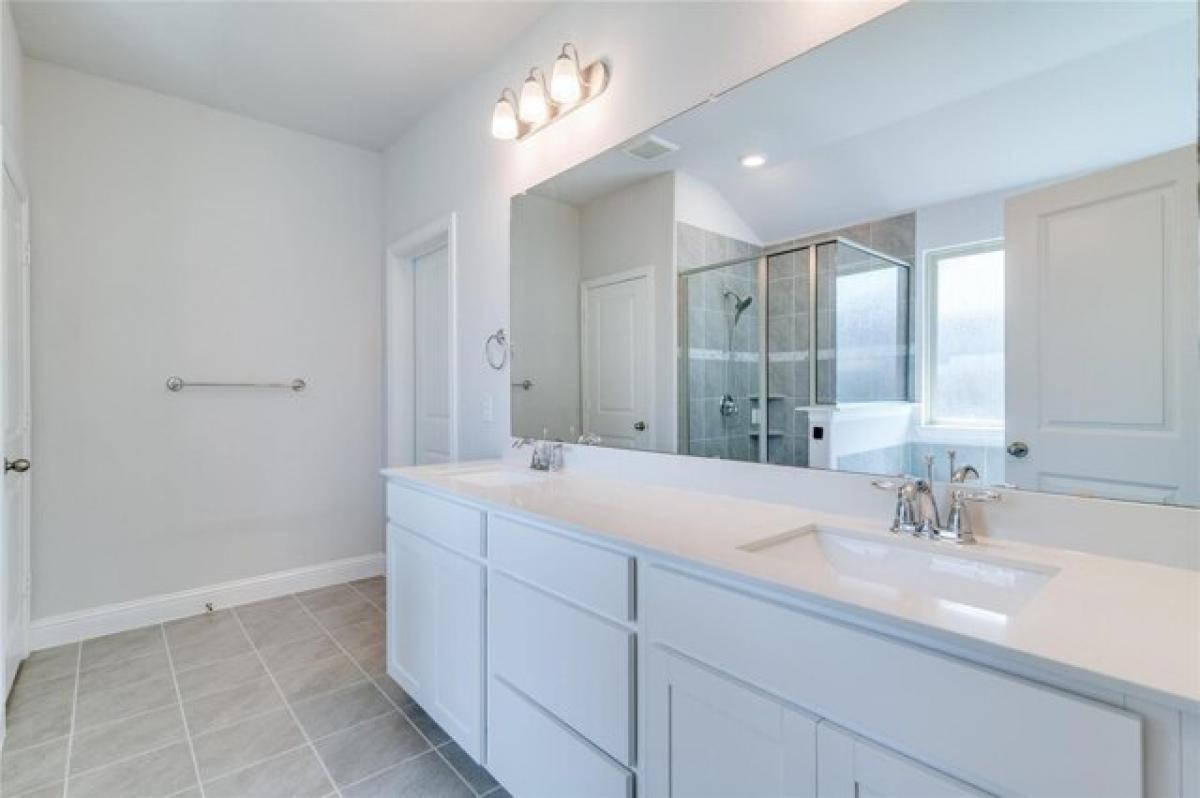 Picture of Home For Sale in Fate, Texas, United States