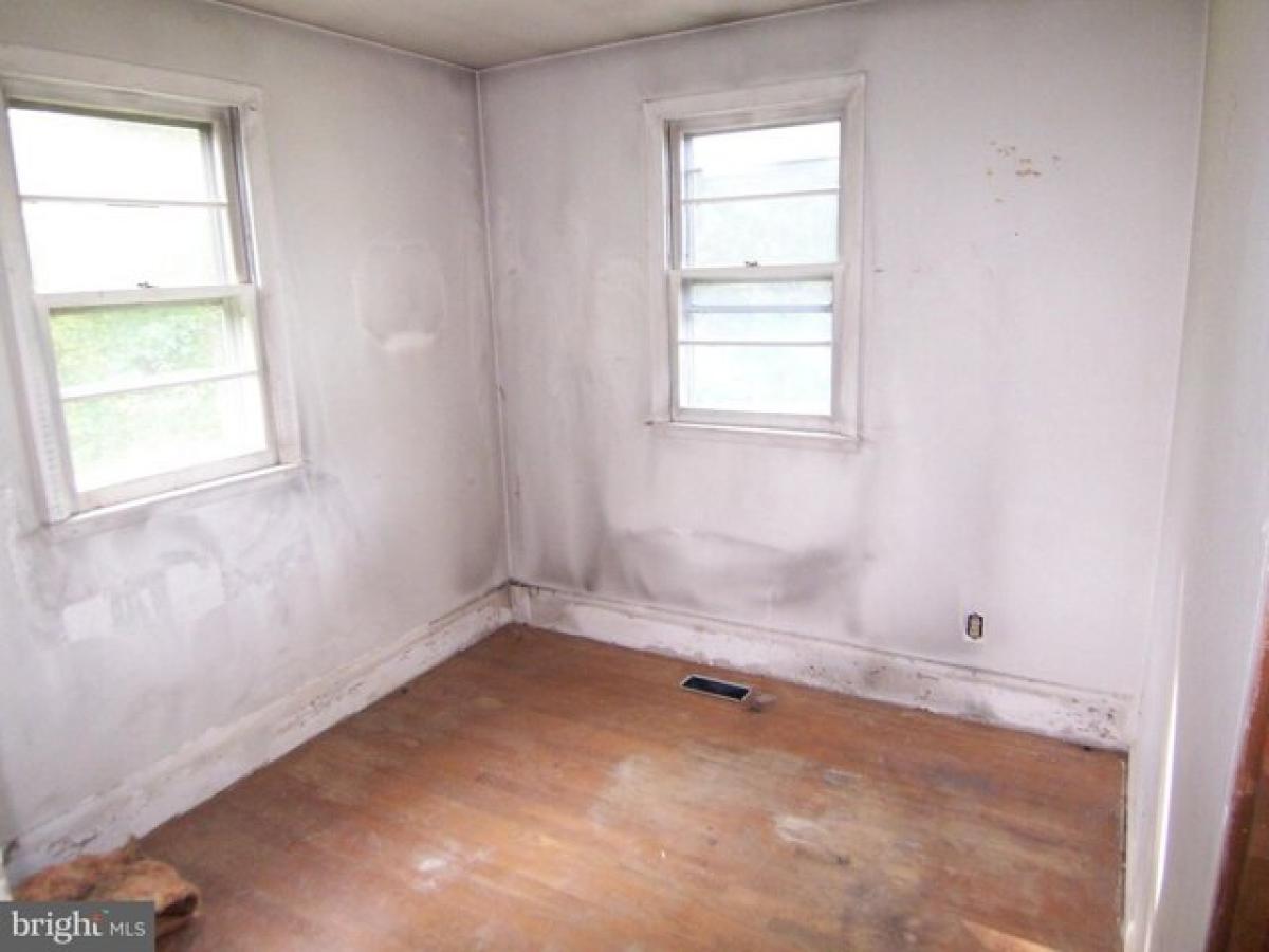 Picture of Home For Sale in Joppa, Maryland, United States