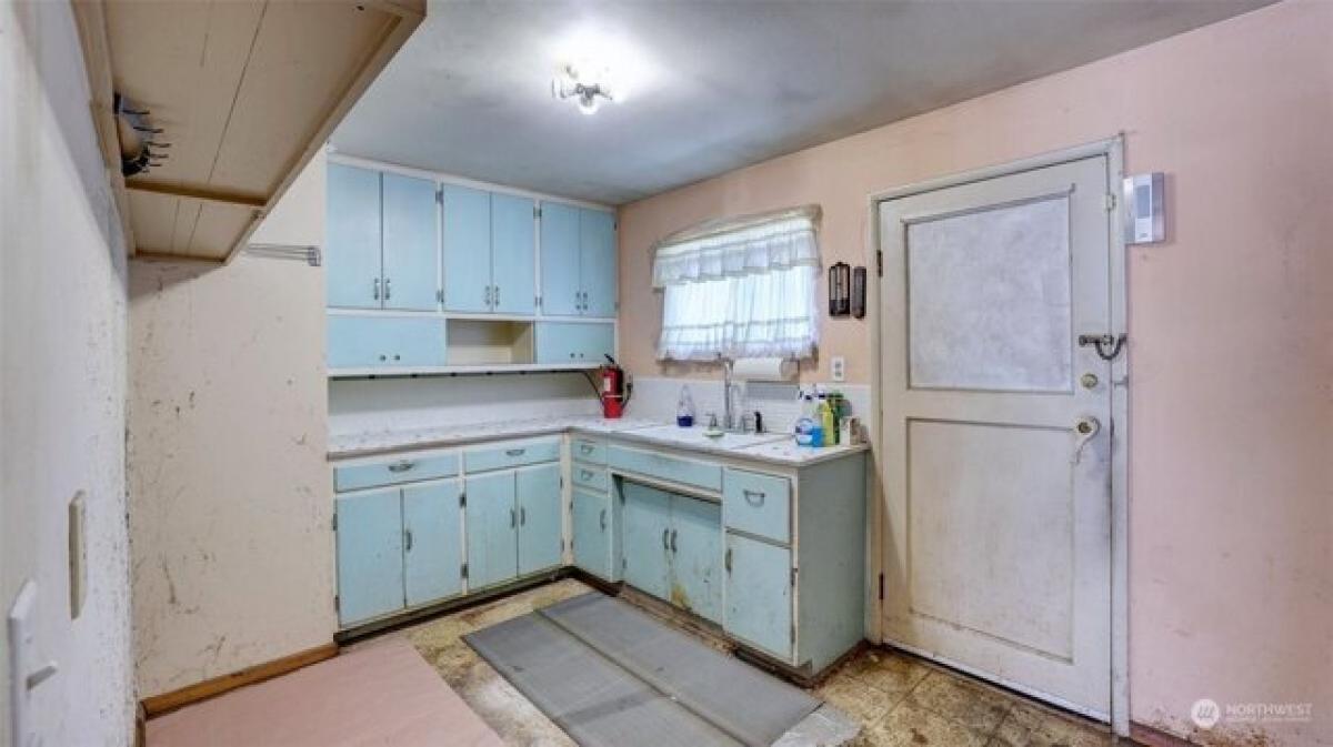 Picture of Residential Land For Sale in Seattle, Washington, United States