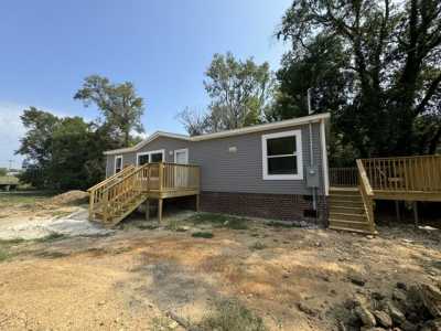 Home For Sale in Fayetteville, Tennessee