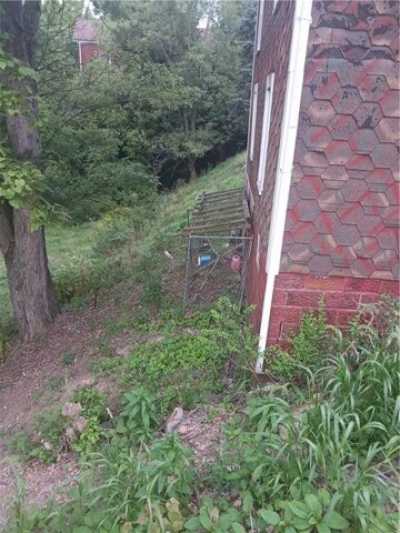 Home For Sale in Bentleyville, Pennsylvania