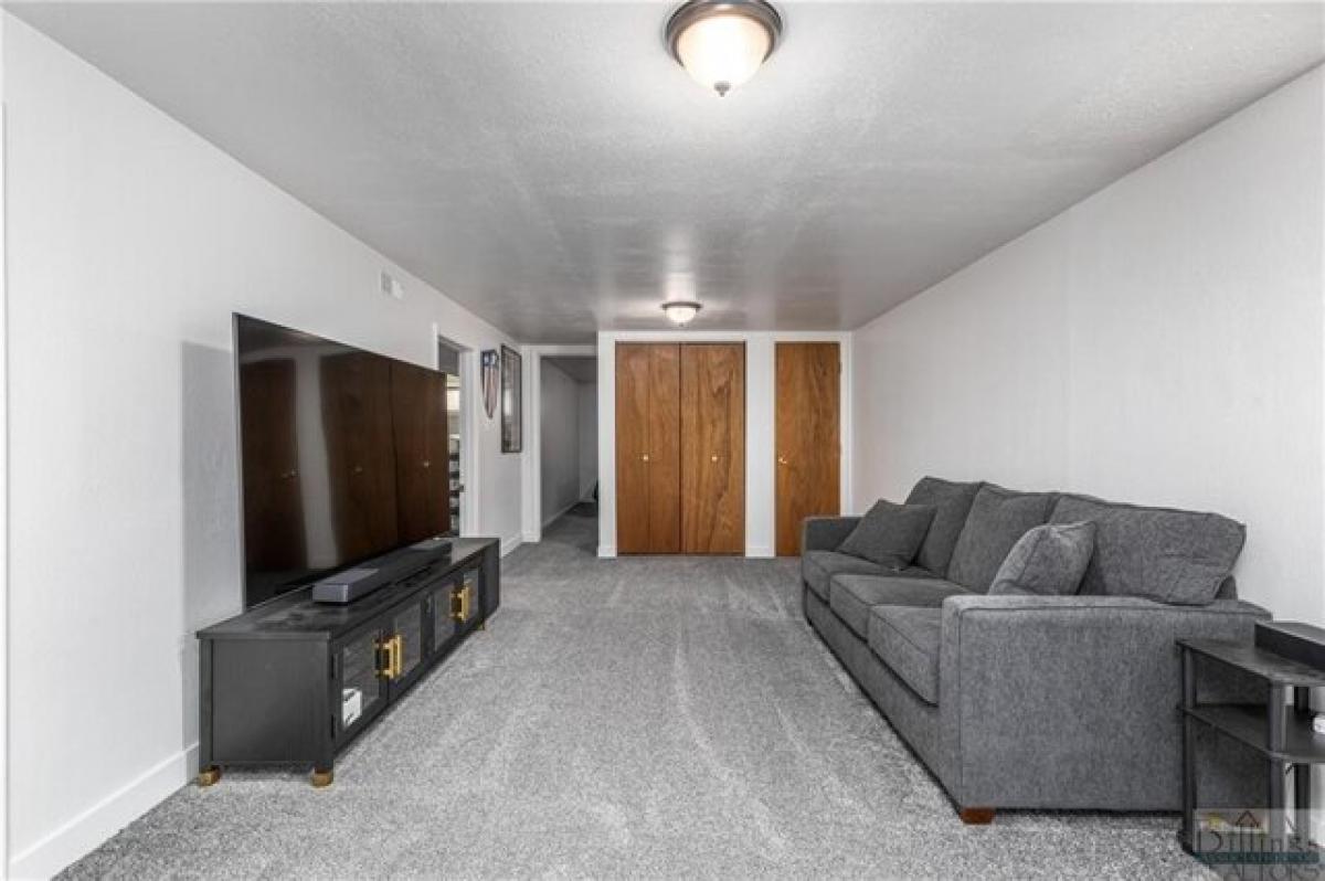 Picture of Home For Sale in Laurel, Montana, United States