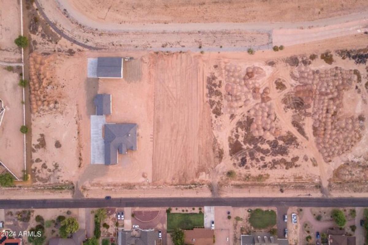 Picture of Residential Land For Sale in Queen Creek, Arizona, United States