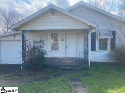 Home For Rent in Greenville, South Carolina