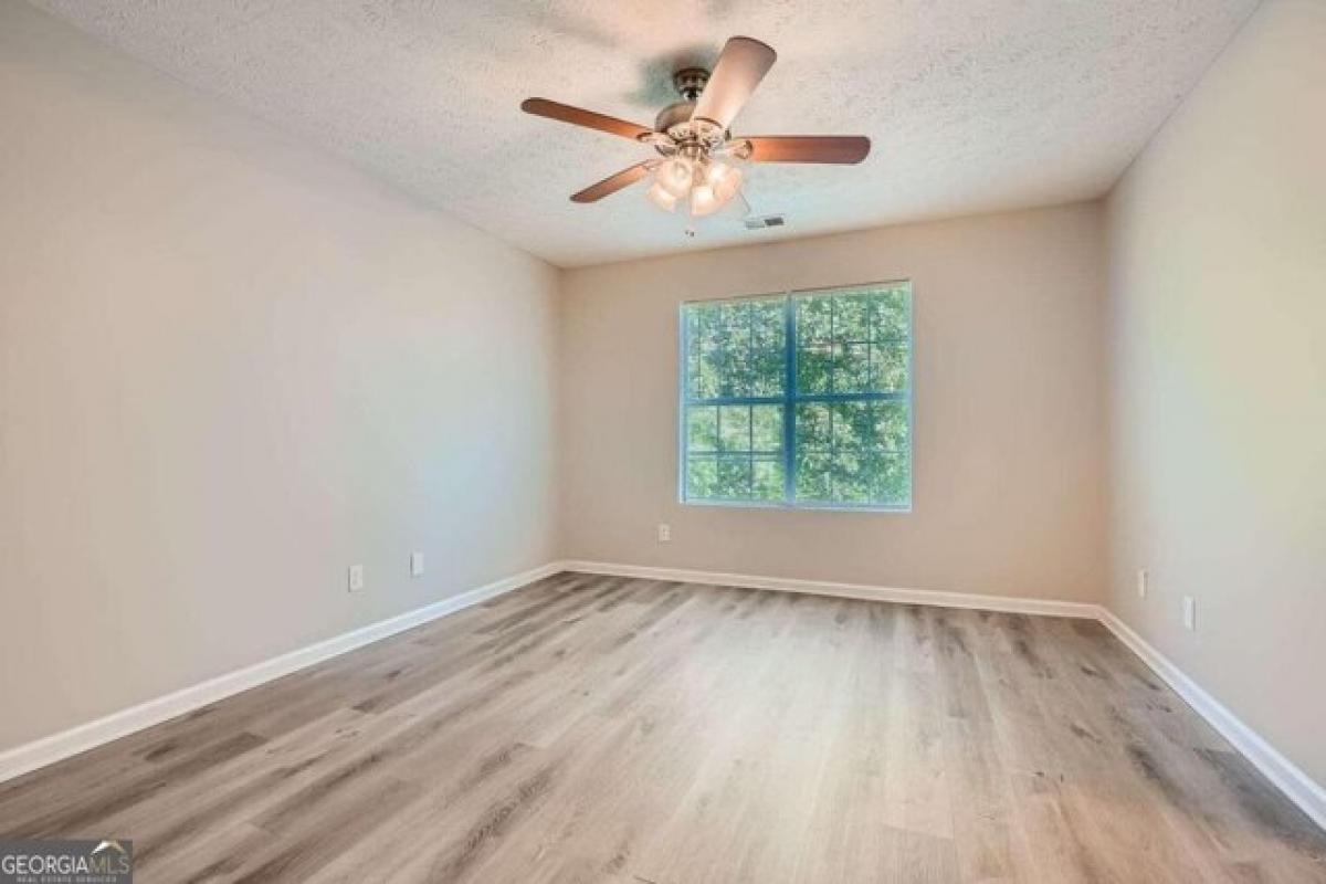 Picture of Home For Sale in Ellenwood, Georgia, United States