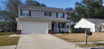 Home For Rent in Goose Creek, South Carolina
