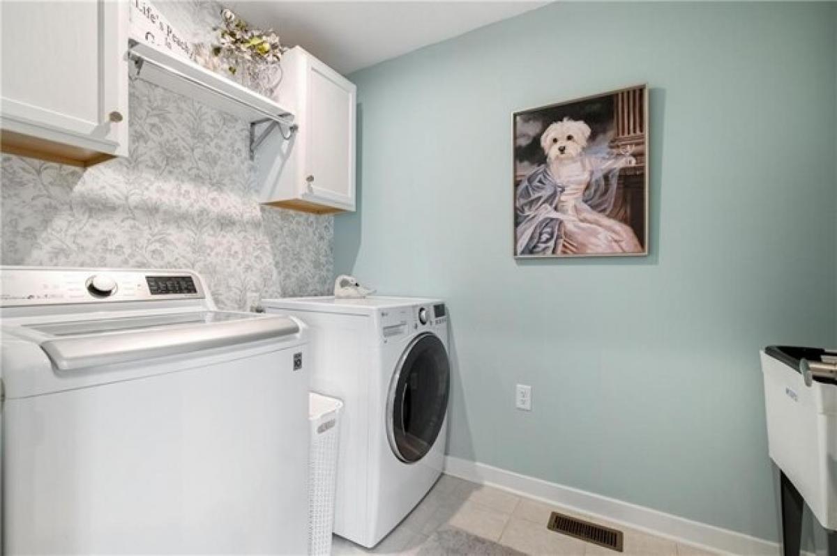 Picture of Home For Sale in Harmony, Pennsylvania, United States