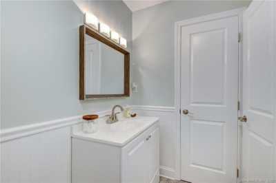 Home For Rent in Newington, Connecticut