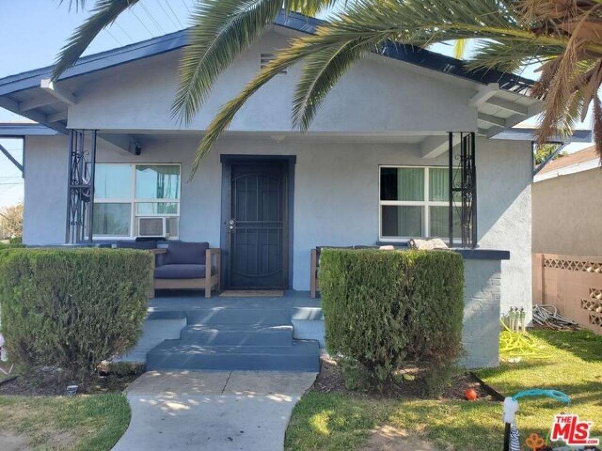 Picture of Home For Sale in Maywood, California, United States