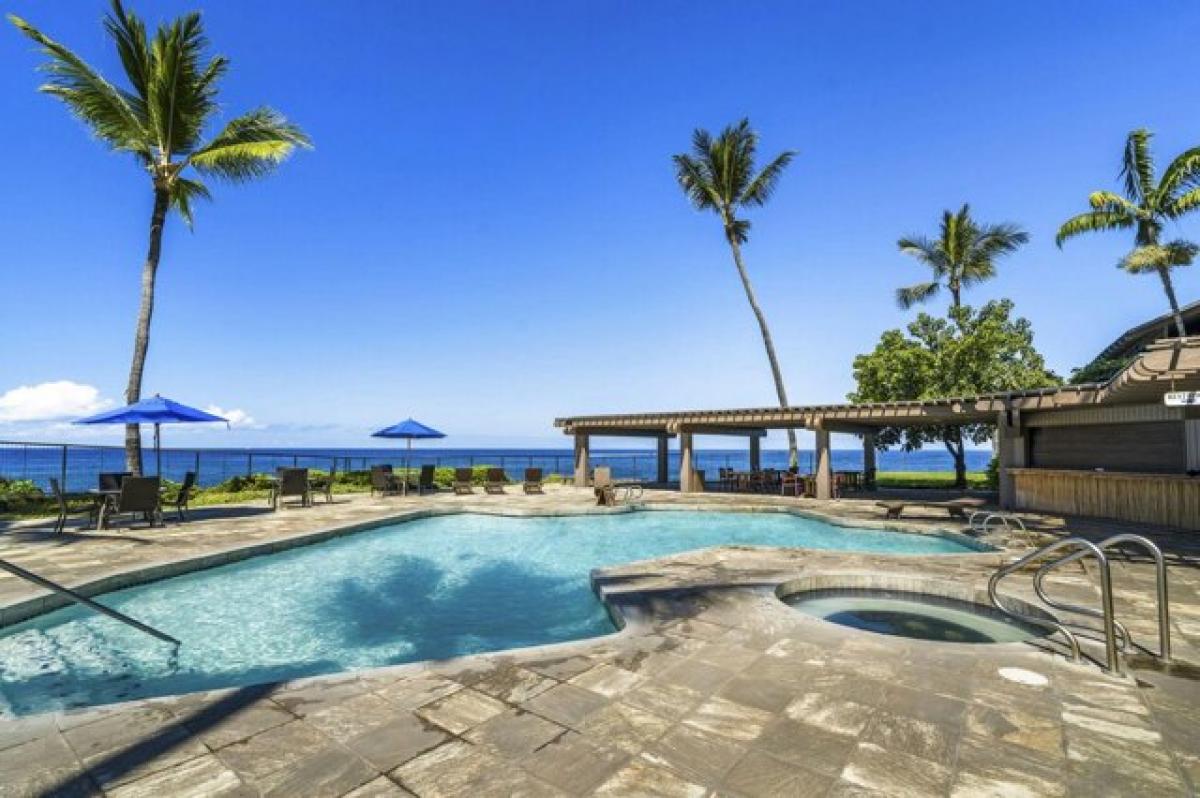 Picture of Home For Sale in Keauhou, Hawaii, United States