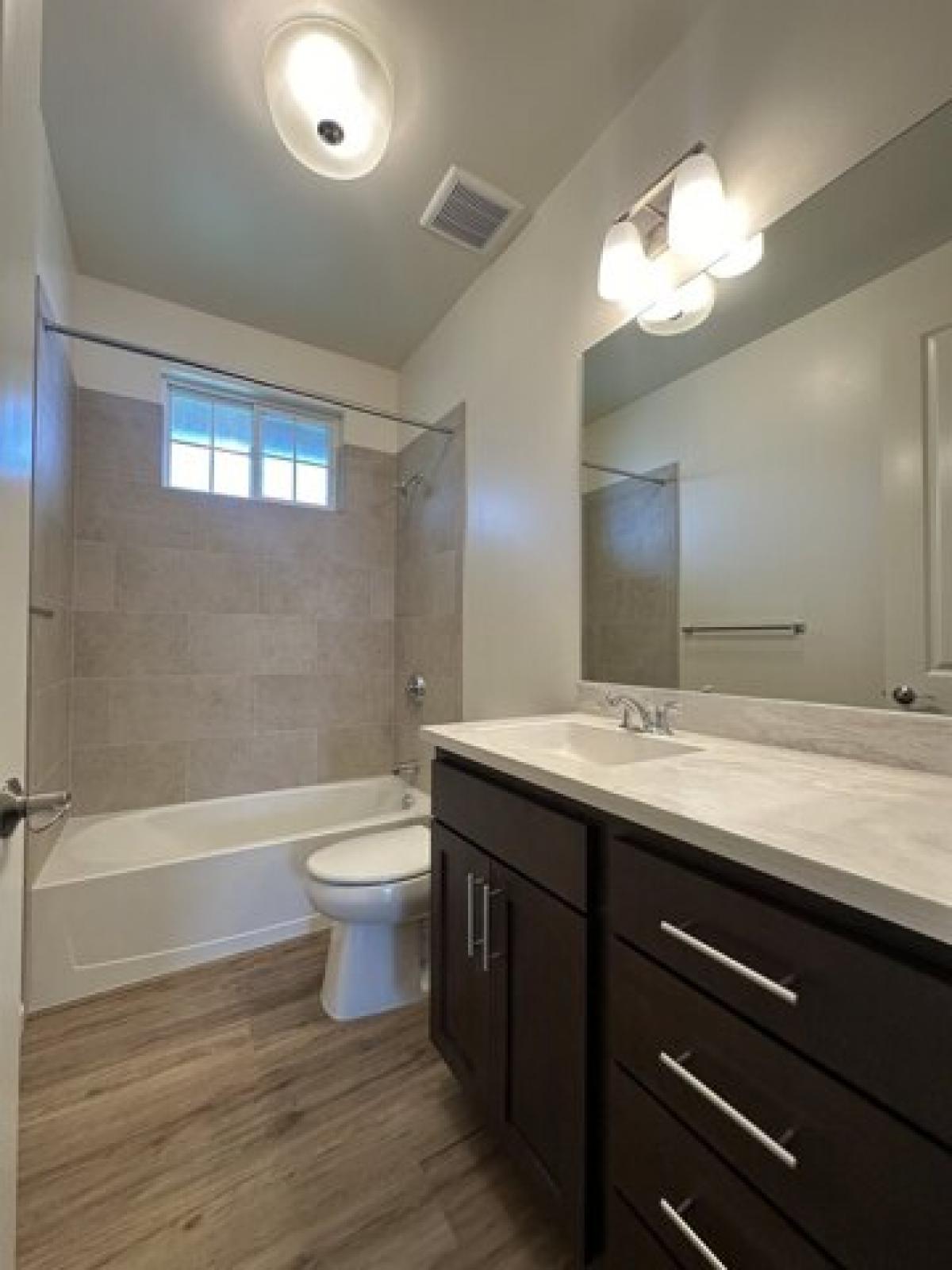 Picture of Home For Sale in Wailuku, Hawaii, United States