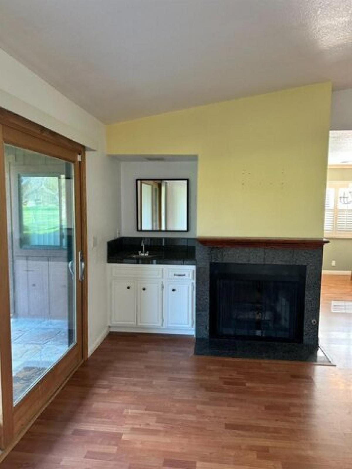 Picture of Home For Sale in El Macero, California, United States