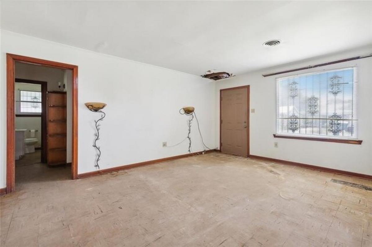 Picture of Home For Sale in Kenner, Louisiana, United States