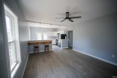 Home For Sale in Bicknell, Indiana