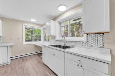 Home For Sale in Clarence, New York