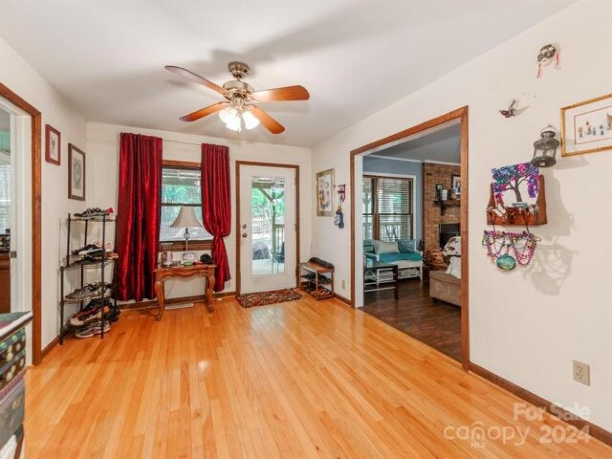 Picture of Home For Sale in Waxhaw, North Carolina, United States