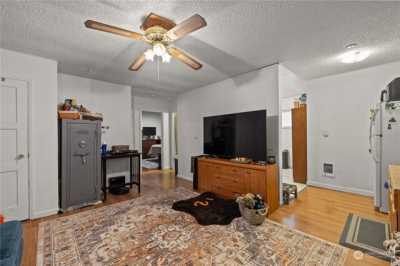 Home For Sale in Lakewood, Washington