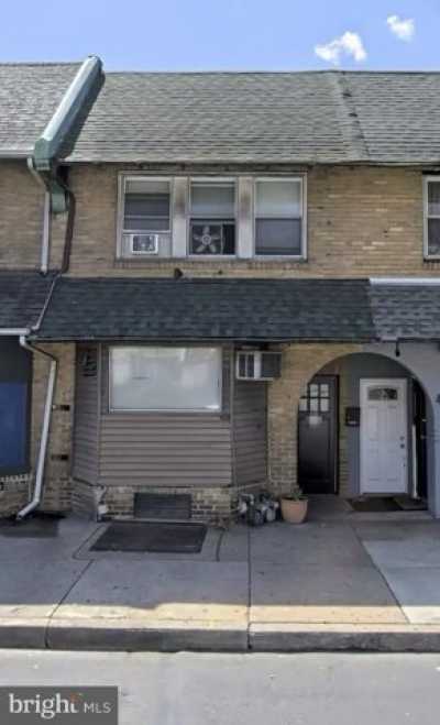 Home For Rent in Upper Darby, Pennsylvania