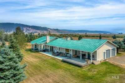 Home For Sale in McCall, Idaho
