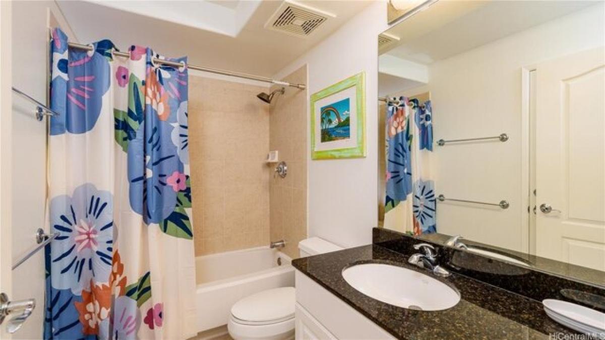 Picture of Home For Sale in Kapolei, Hawaii, United States