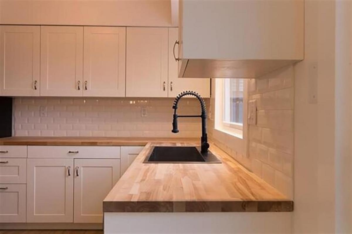 Picture of Home For Sale in North Liberty, Iowa, United States