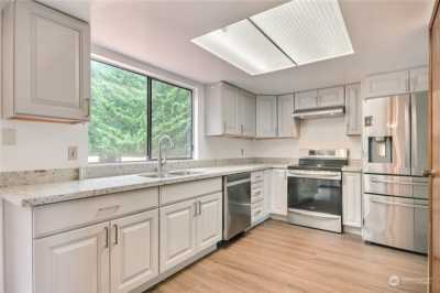 Home For Rent in Bothell, Washington