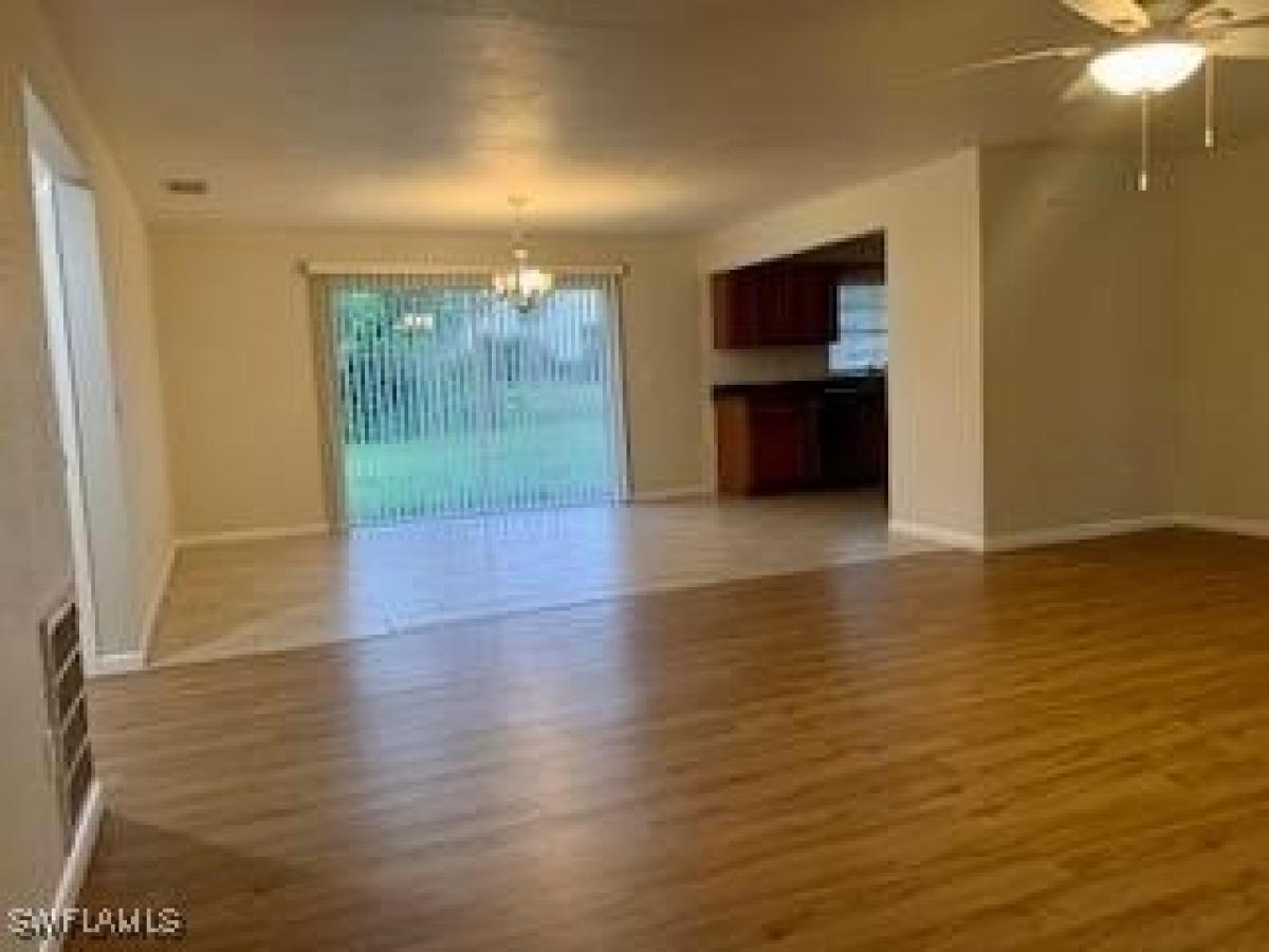 Picture of Home For Rent in Moore Haven, Florida, United States