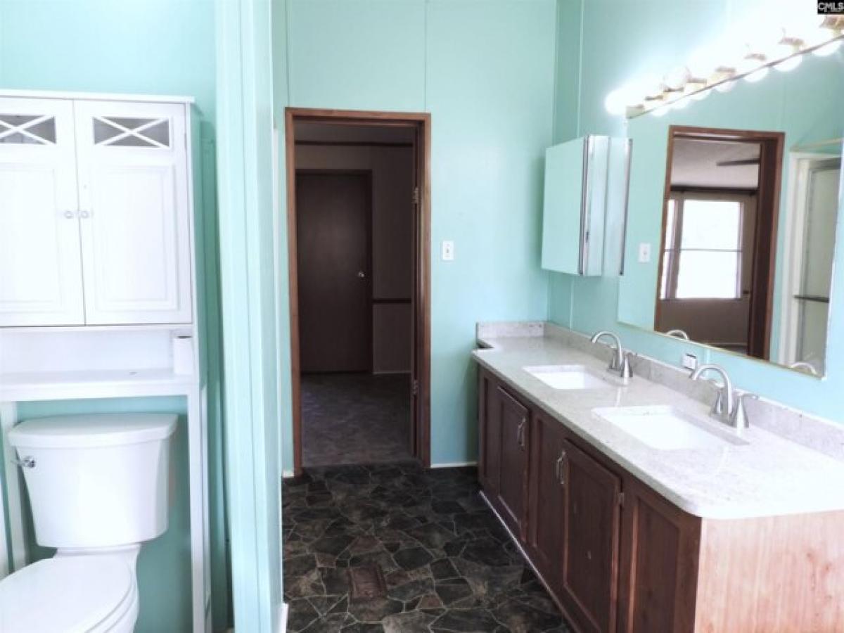 Picture of Home For Sale in Gaston, South Carolina, United States