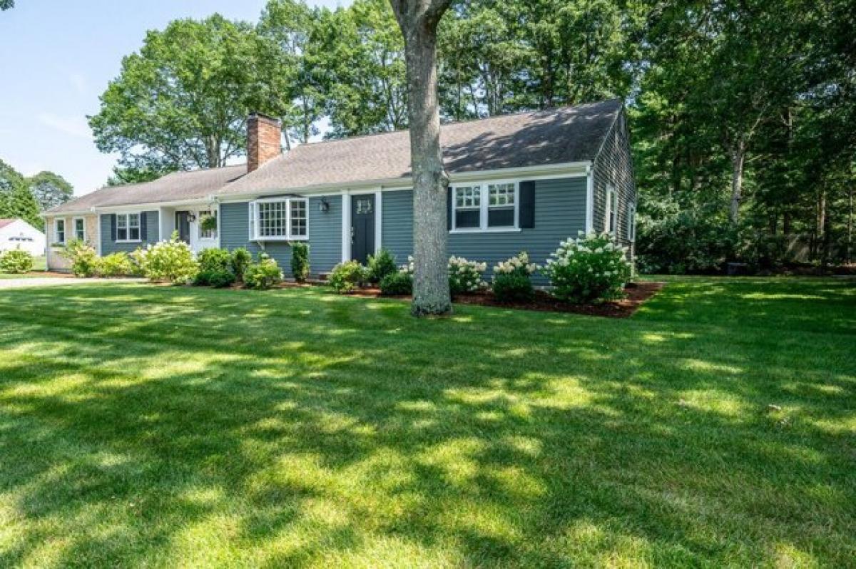 Picture of Home For Sale in Osterville, Massachusetts, United States