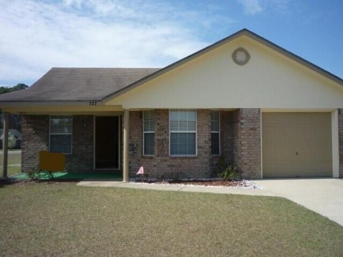 Picture of Home For Sale in Hinesville, Georgia, United States