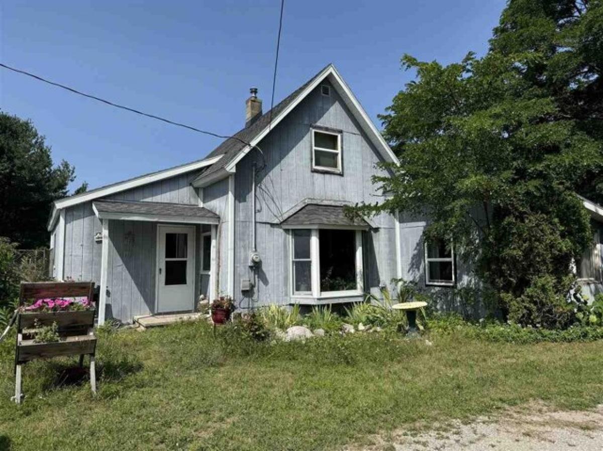 Picture of Home For Sale in Harbor Springs, Michigan, United States