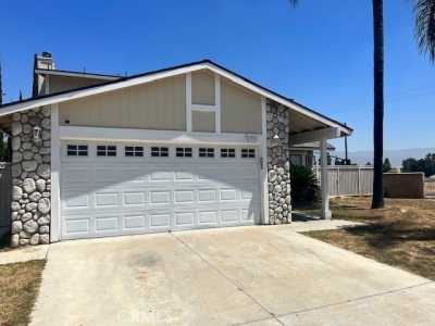 Home For Rent in Colton, California