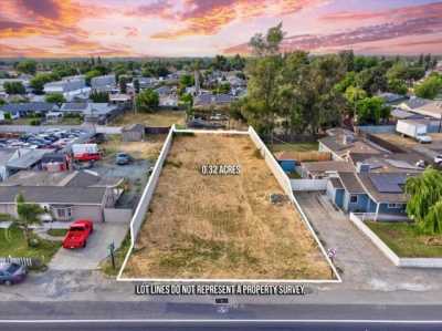 Residential Land For Sale in Riverbank, California