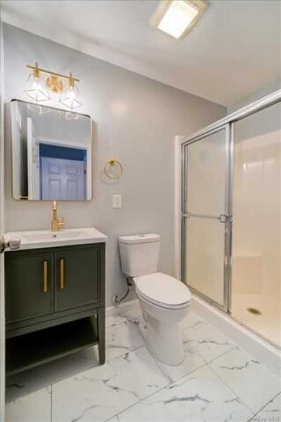 Home For Sale in Hyde Park, New York