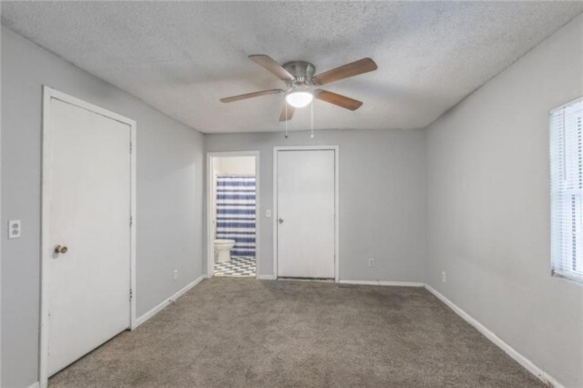 Picture of Home For Sale in Excelsior Springs, Missouri, United States