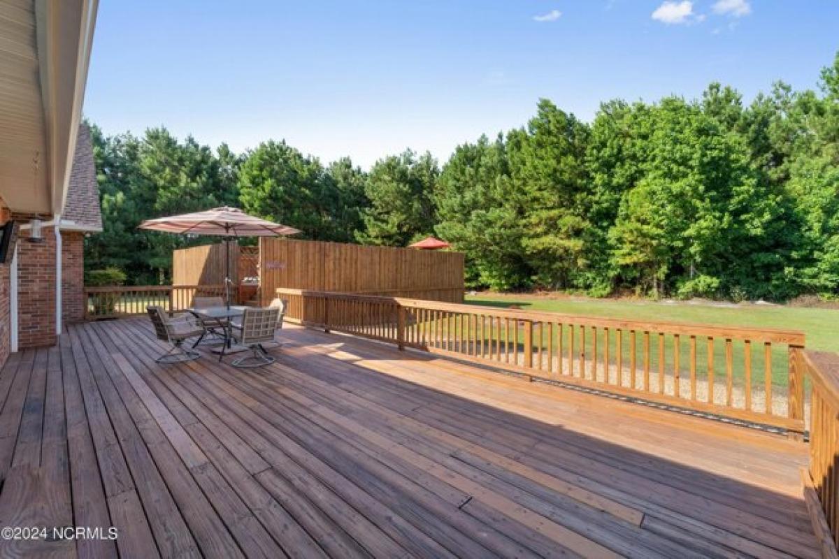 Picture of Home For Sale in Beulaville, North Carolina, United States