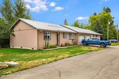 Home For Sale in Sandpoint, Idaho