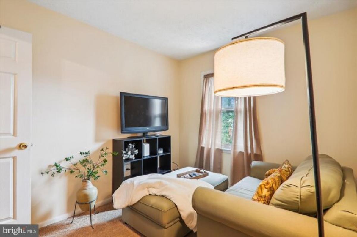 Picture of Home For Sale in Temple Hills, Maryland, United States