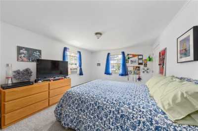 Home For Sale in Valley Stream, New York