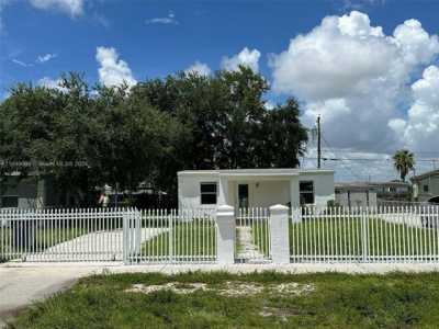 Home For Rent in Opa Locka, Florida