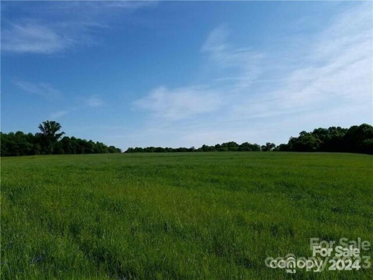 Picture of Residential Land For Sale in Newton, North Carolina, United States