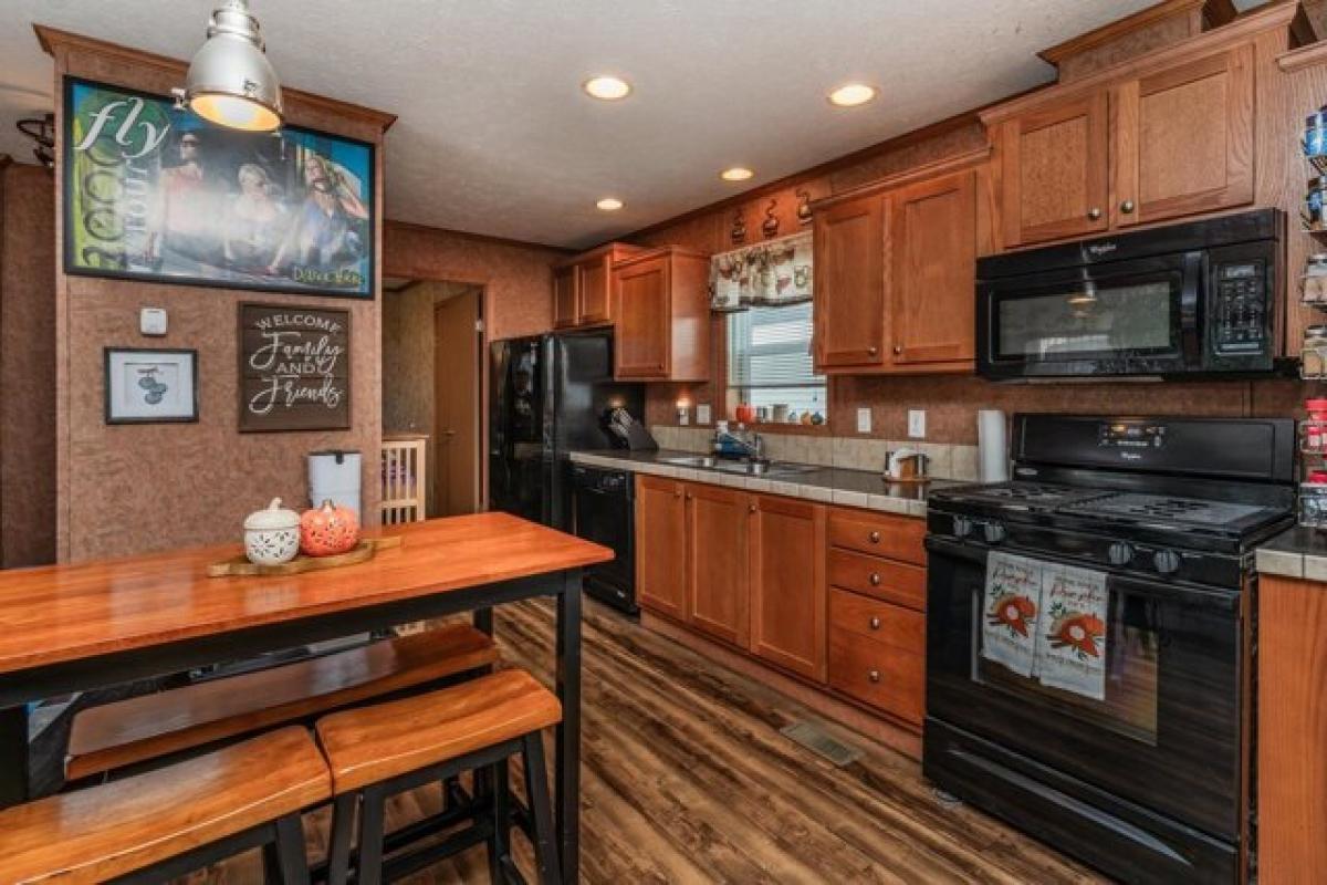 Picture of Home For Sale in La Grange, Illinois, United States