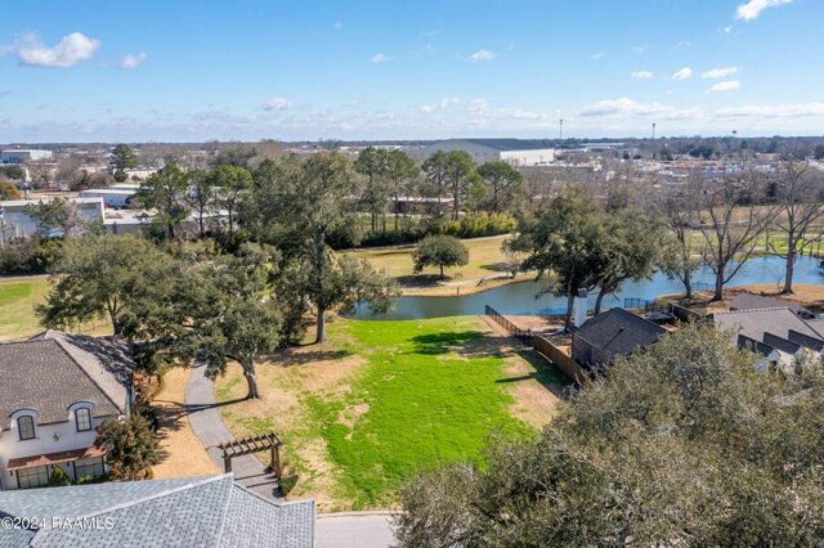 Picture of Residential Land For Sale in Broussard, Louisiana, United States