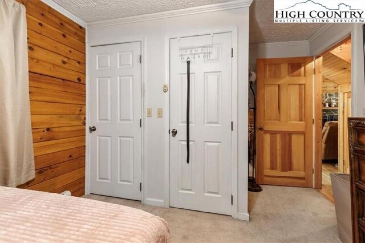 Picture of Home For Sale in Rural Retreat, Virginia, United States